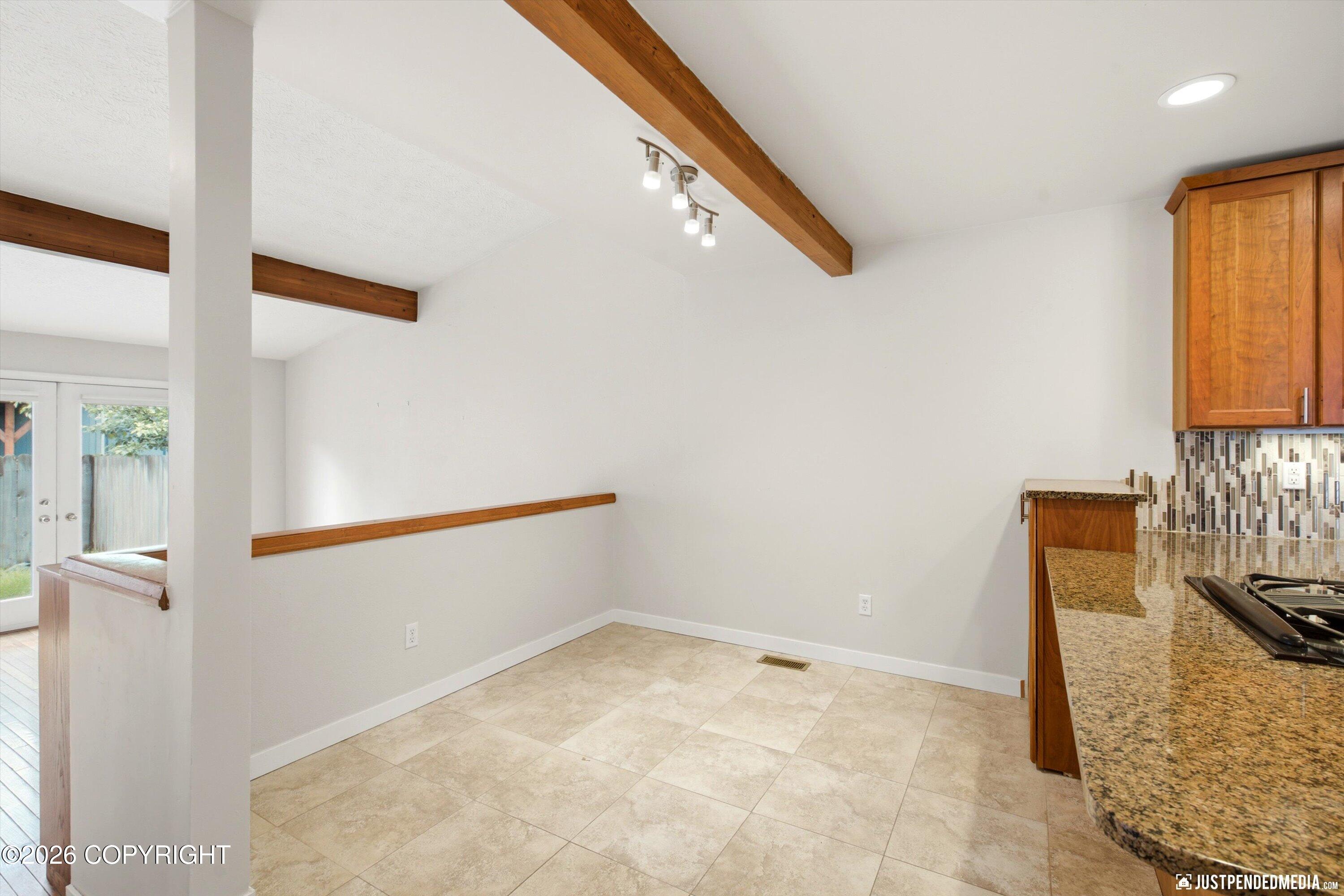 4271 Bridle Circle Property Photo 15
