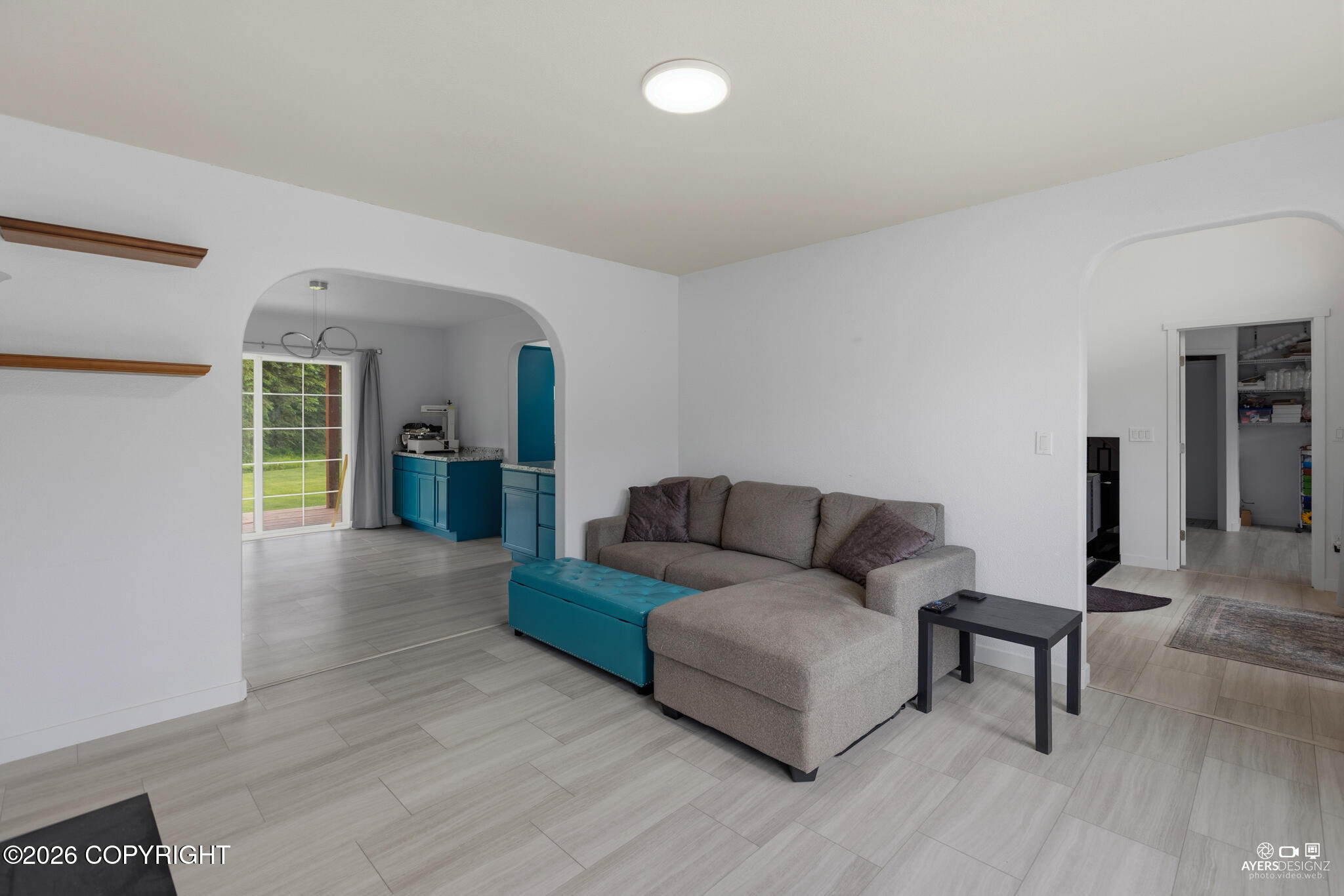403 Highbush Lane Property Photo 12