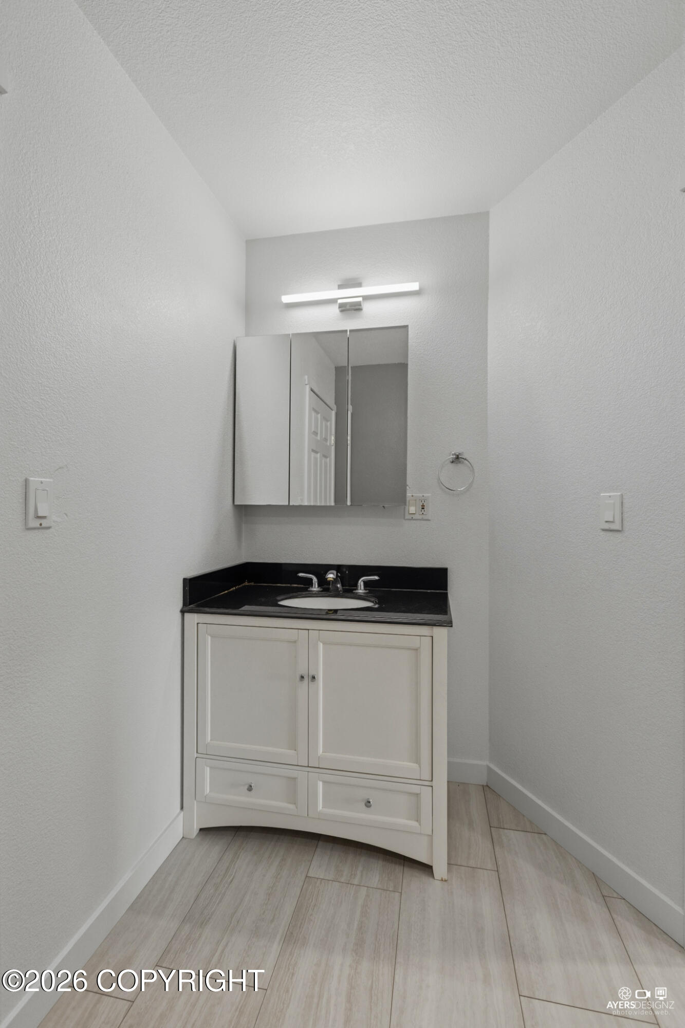 403 Highbush Lane Property Photo 41