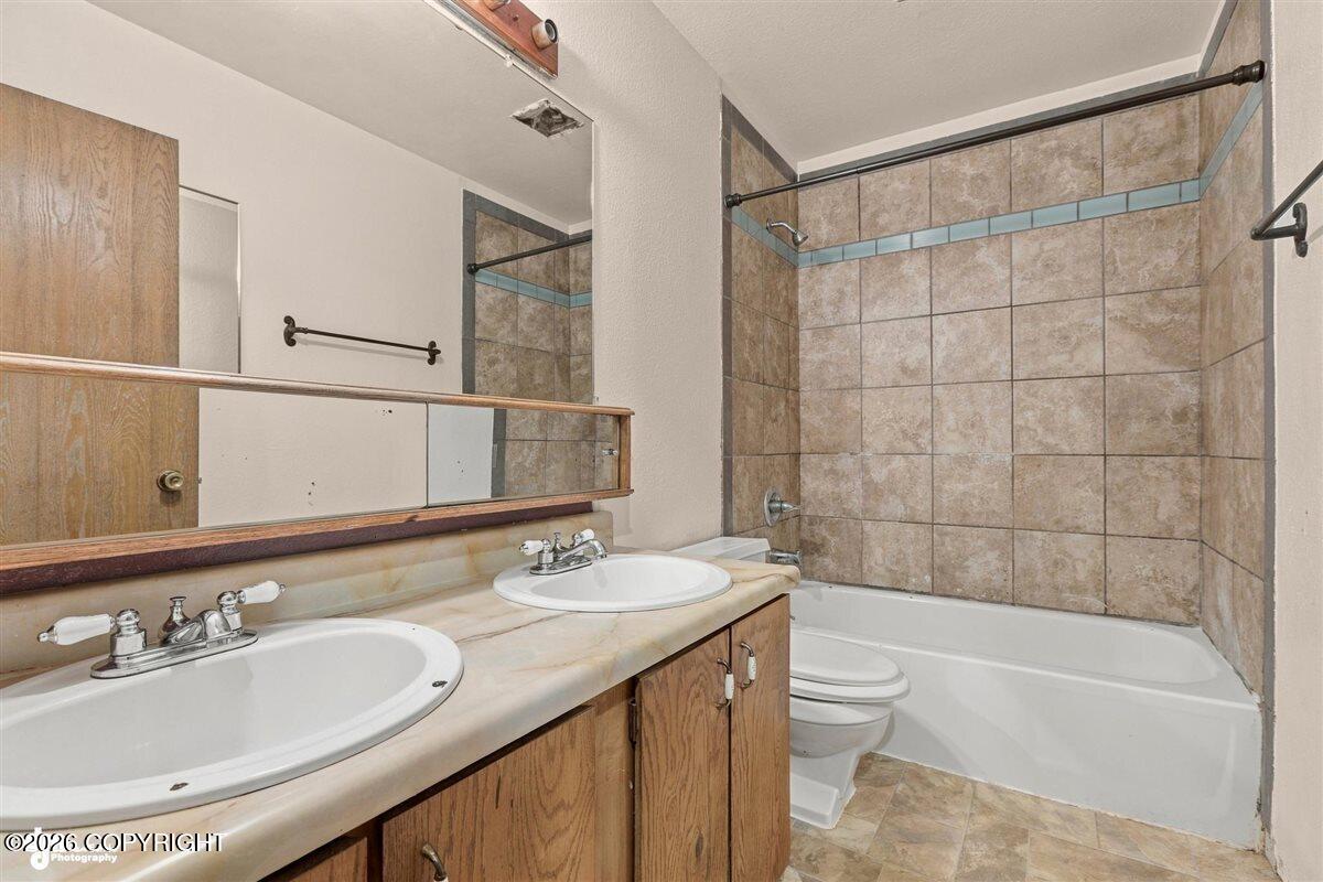 4010 Resurrection Drive Property Photo 16