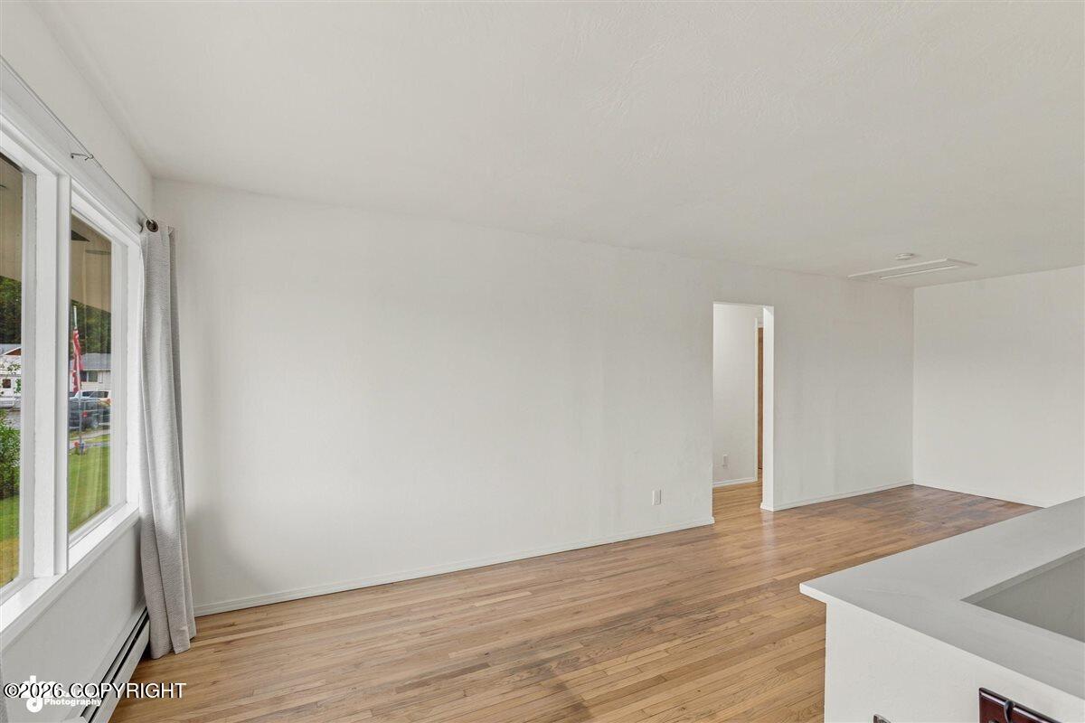 4256 Ross Court Property Photo 5