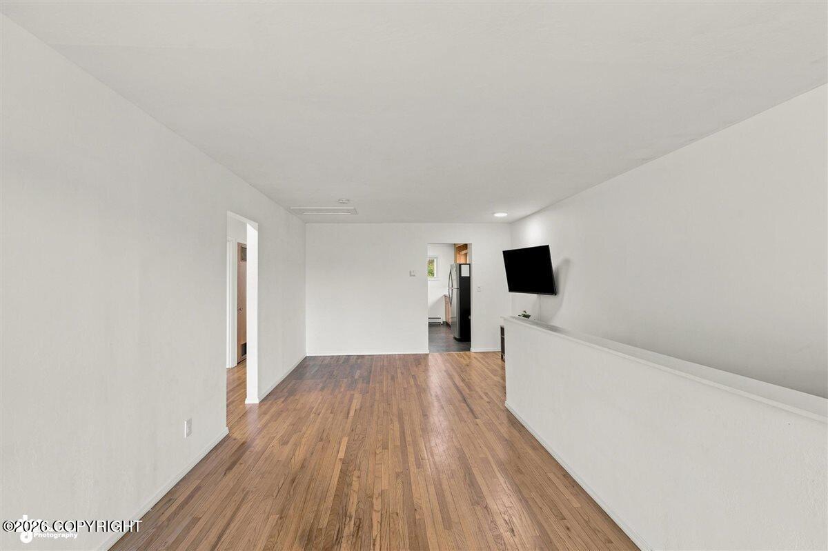 4256 Ross Court Property Photo 6
