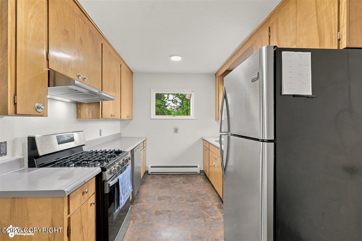4256 Ross Court Property Photo 8