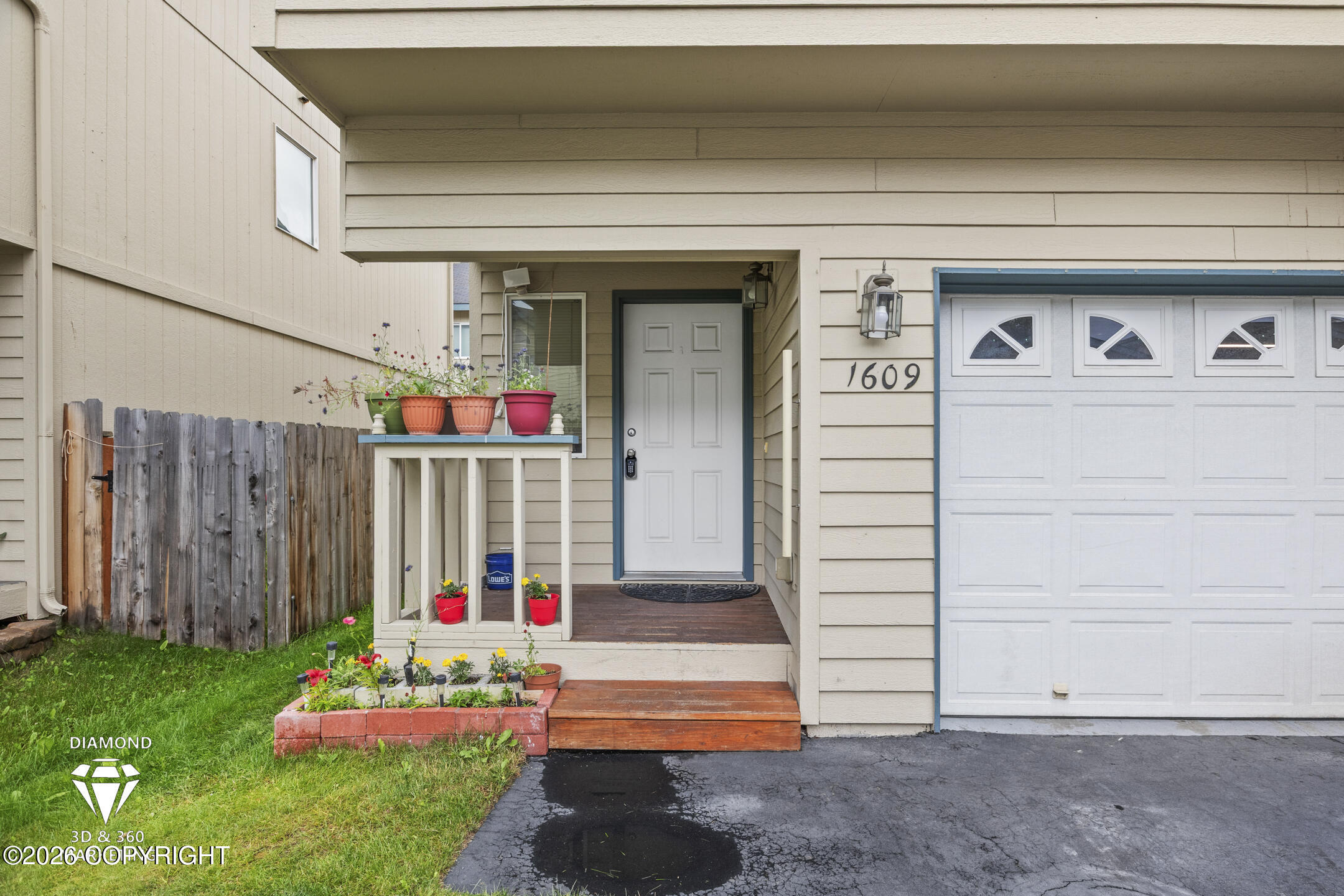 1609 Woodroe Lane #60 Property Photo 3