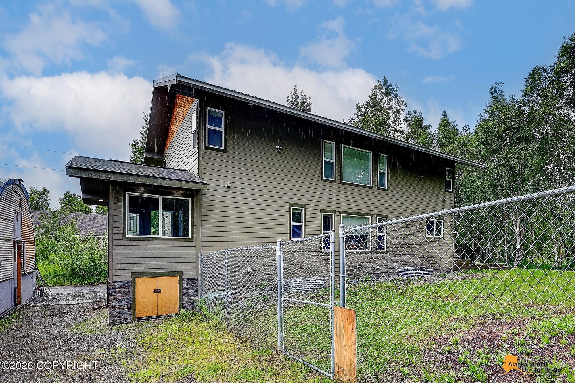 865 W Wilder Avenue Property Photo 4