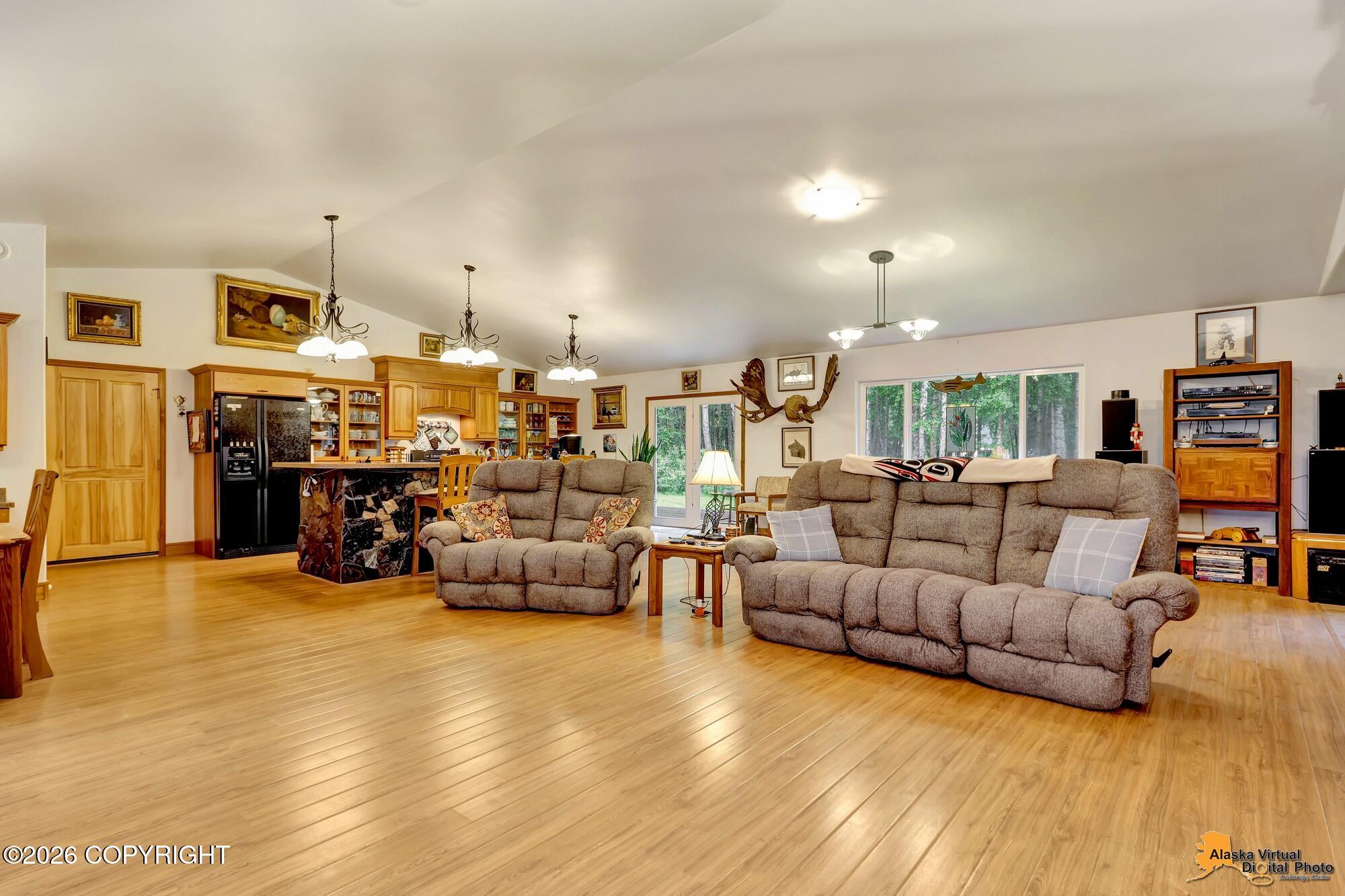 3609 N One Horse Lane Property Photo 6