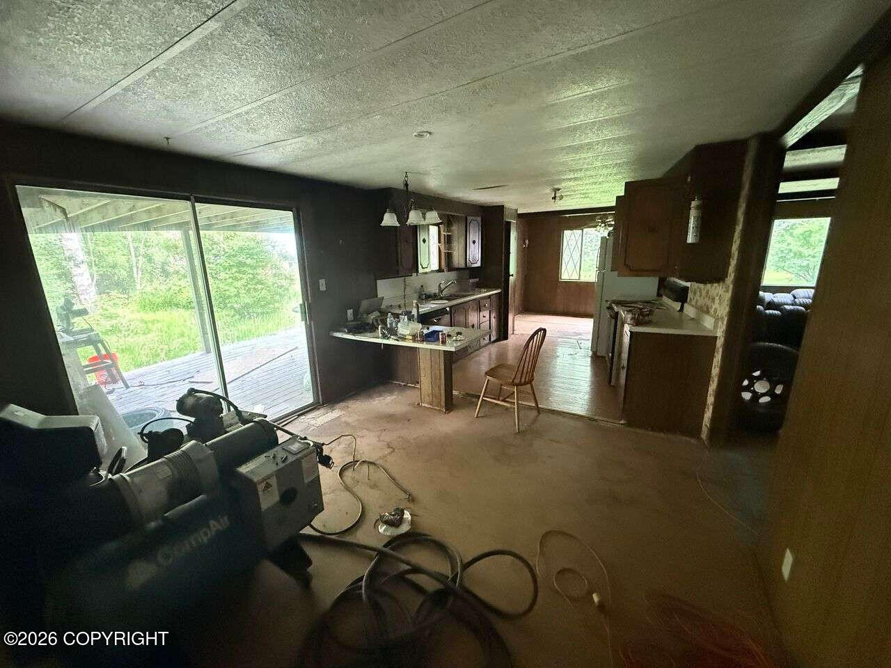 24416 Hearthstone Drive Property Photo 5