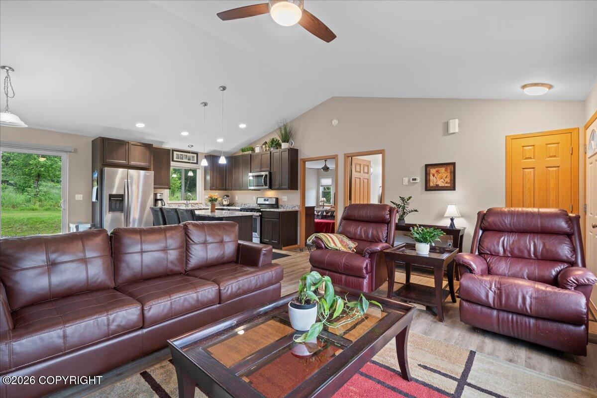 2266 E Sage Road Property Photo 8