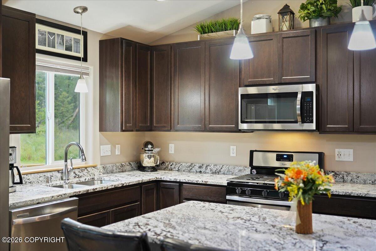 2266 E Sage Road Property Photo 16