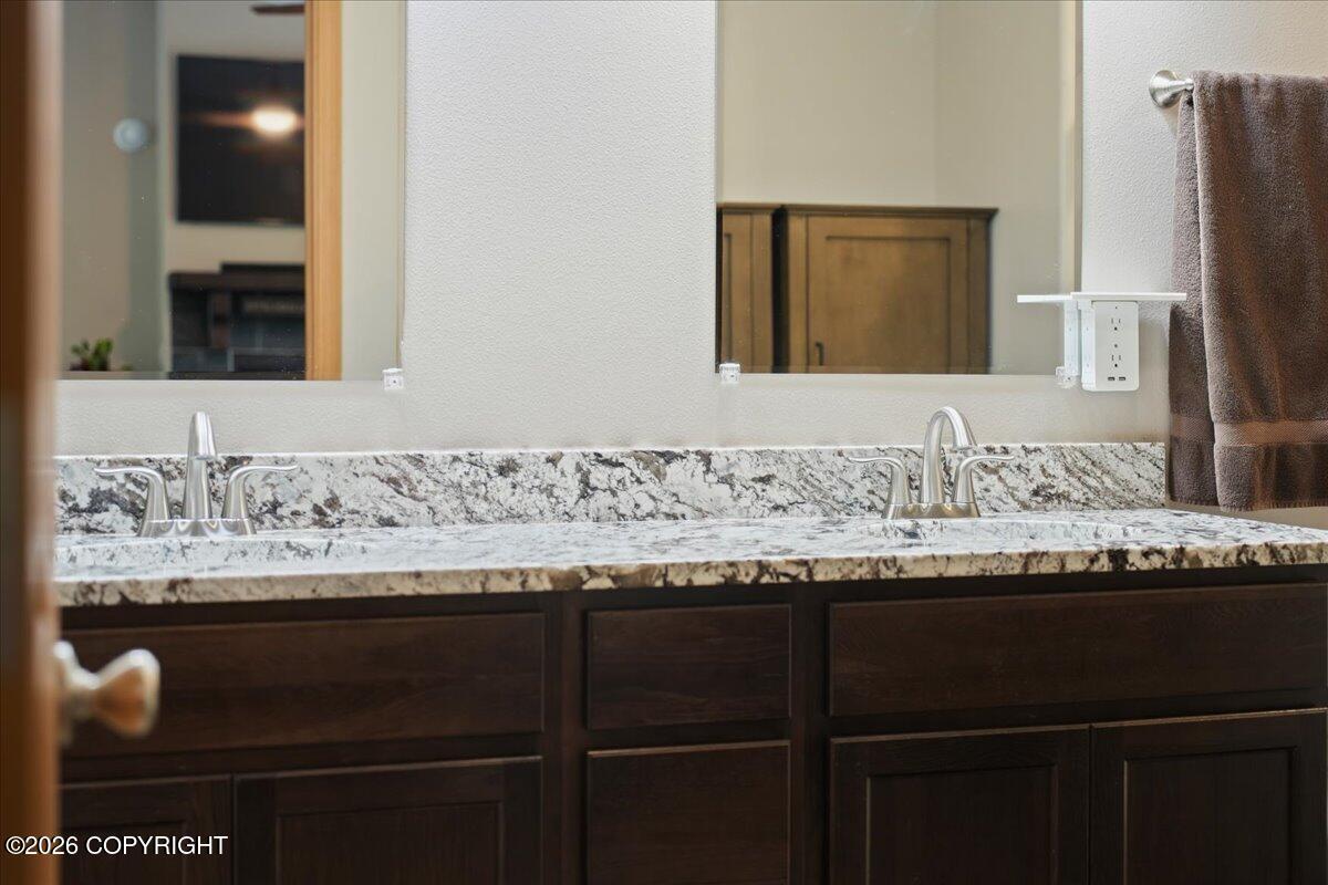2266 E Sage Road Property Photo 32
