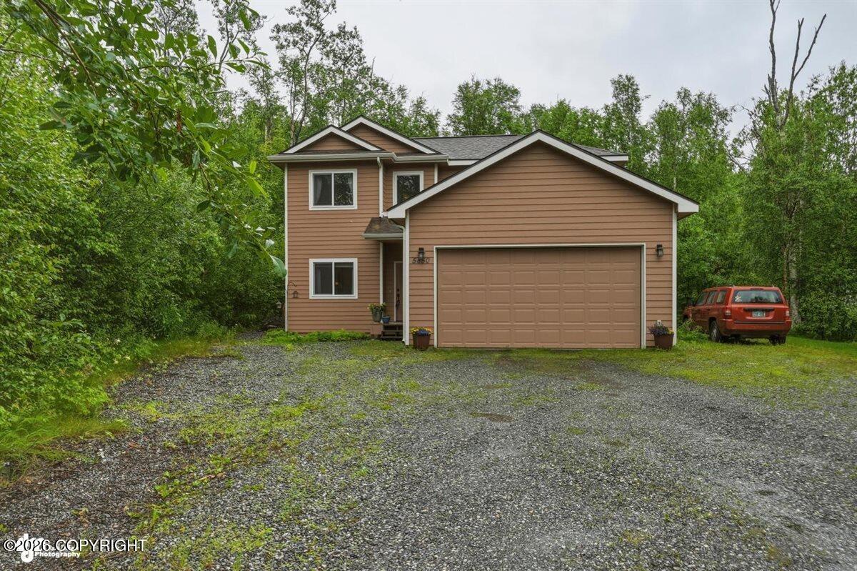 5850 E Summit Circle Property Photo 2