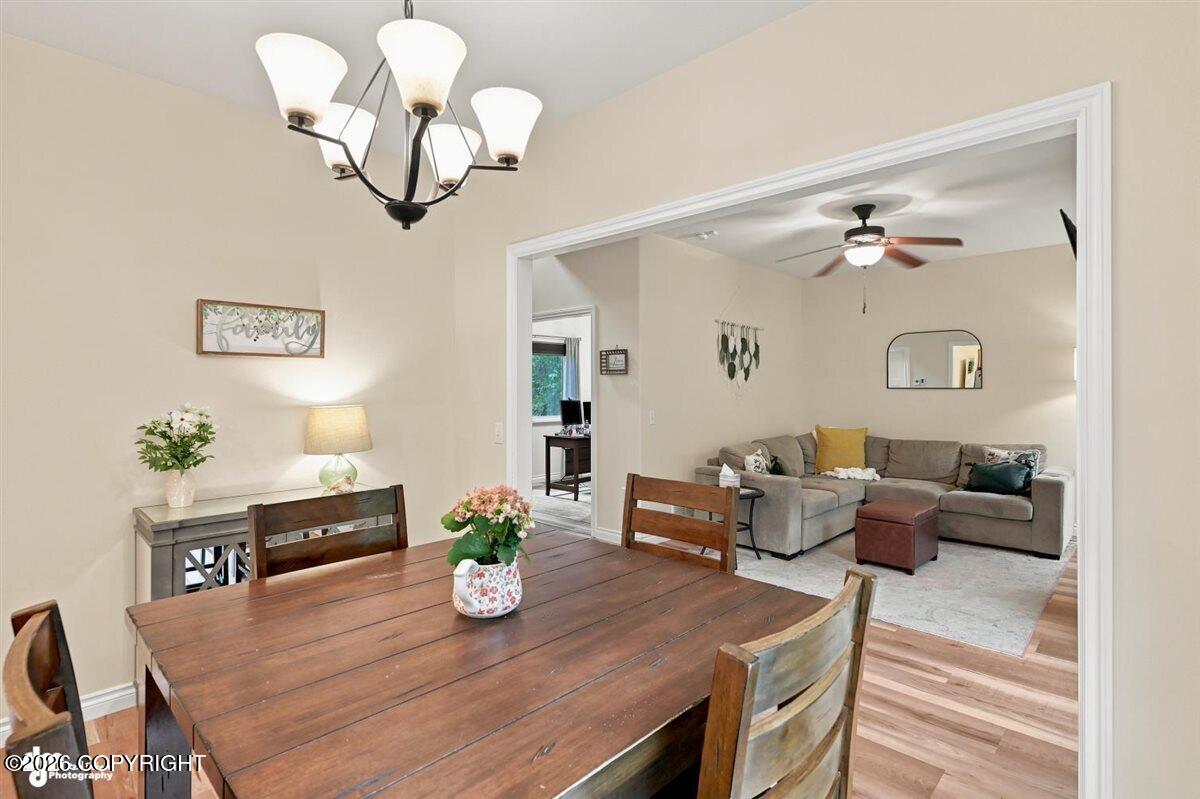 5850 E Summit Circle Property Photo 6
