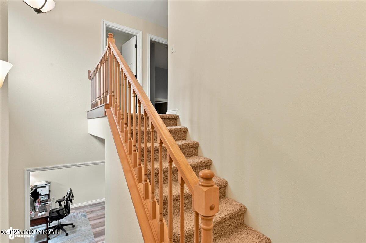 5850 E Summit Circle Property Photo 14