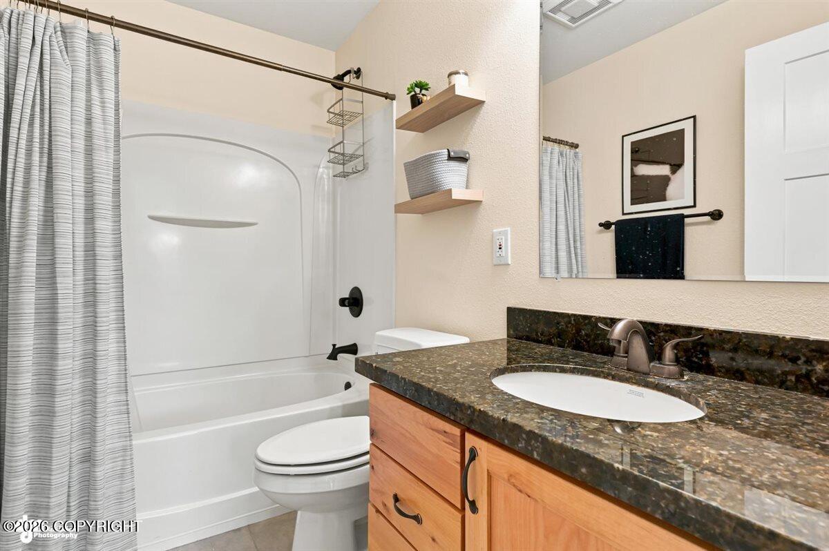 5850 E Summit Circle Property Photo 31