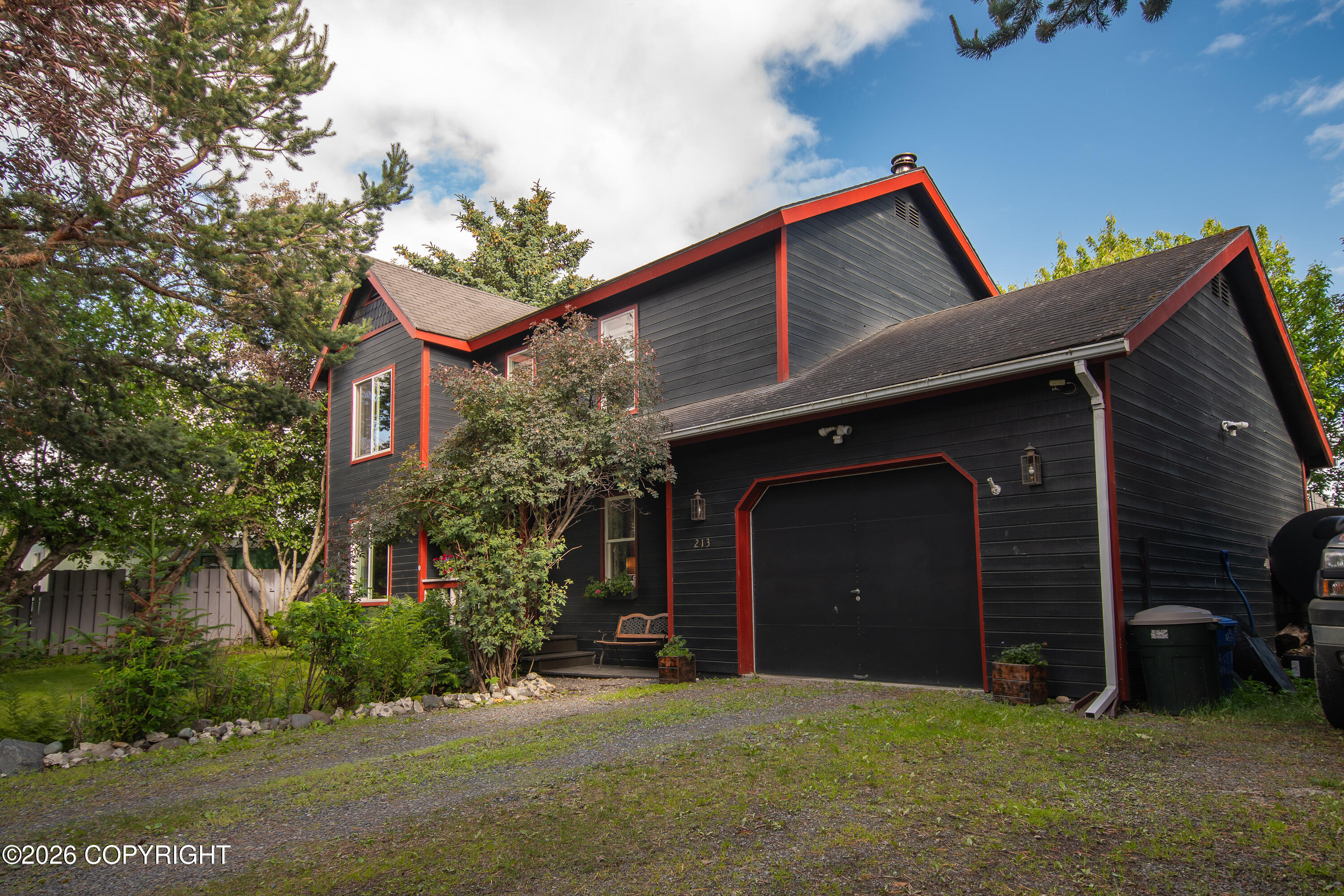 213 Lee Drive Property Photo 1