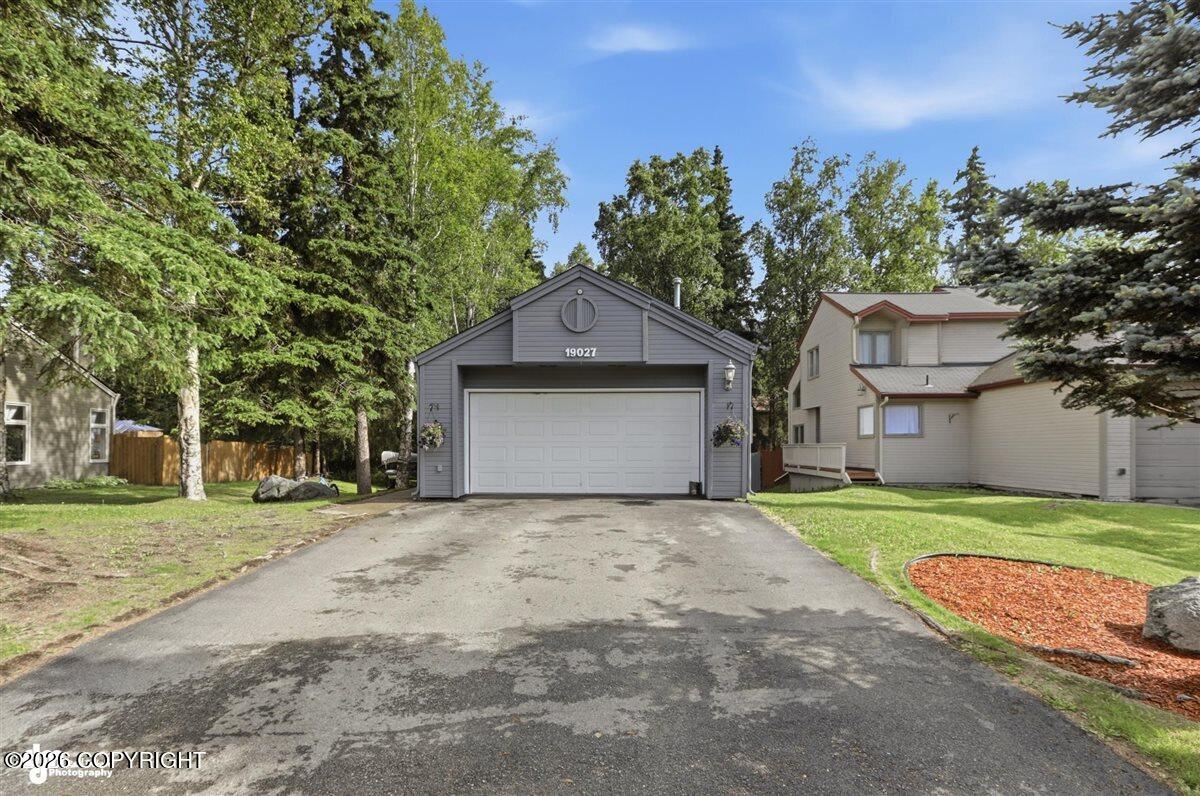 19027 Sarichef Loop Property Photo 3