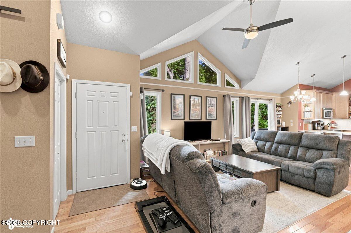 19027 Sarichef Loop Property Photo 6