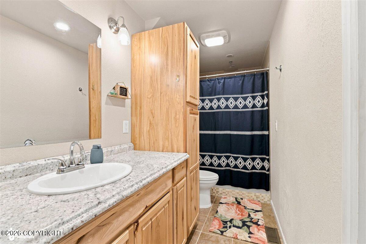19027 Sarichef Loop Property Photo 17