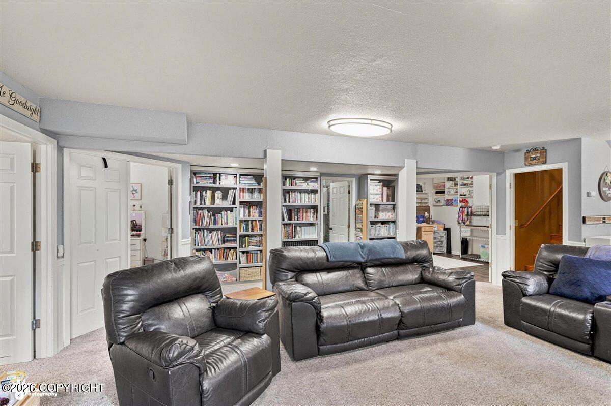 19027 Sarichef Loop Property Photo 24