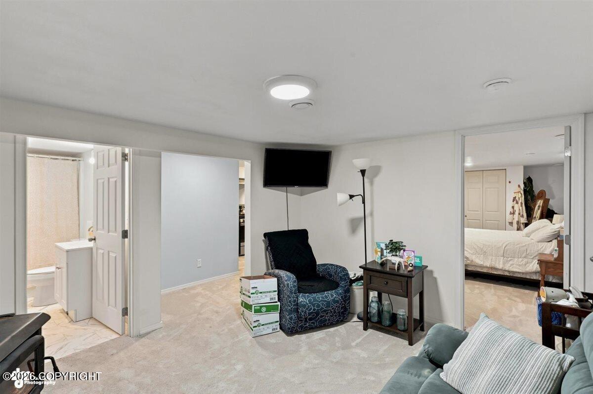 2812 S Wickham Circle Property Photo 9