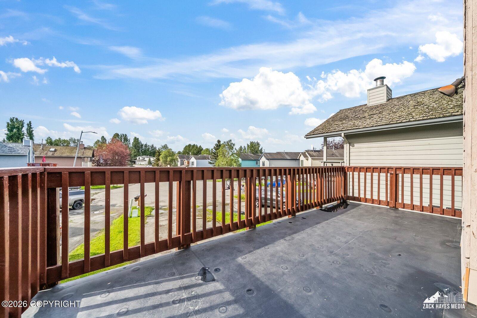 9201 Sea Parrot Circle Property Photo 3