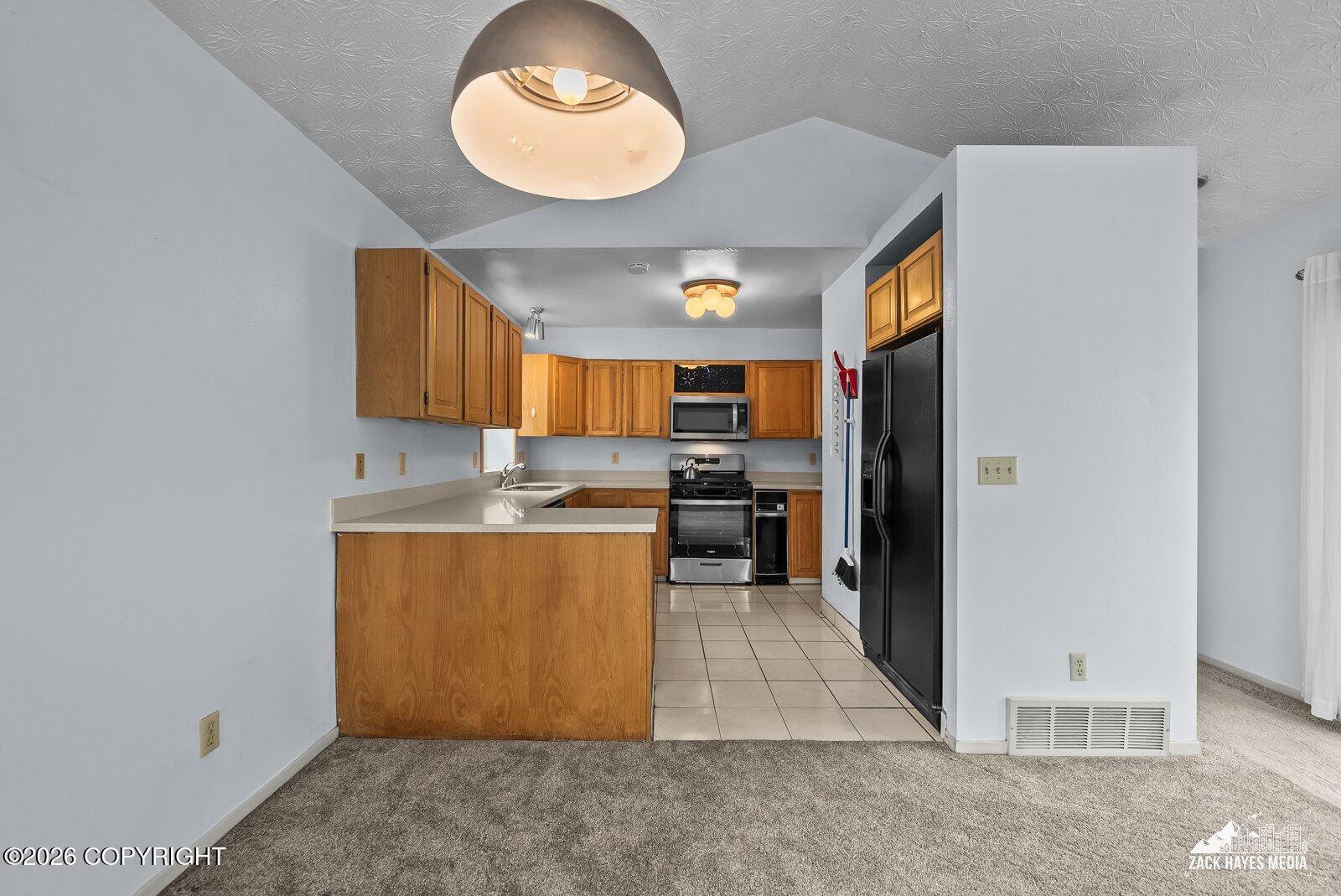 9201 Sea Parrot Circle Property Photo 10