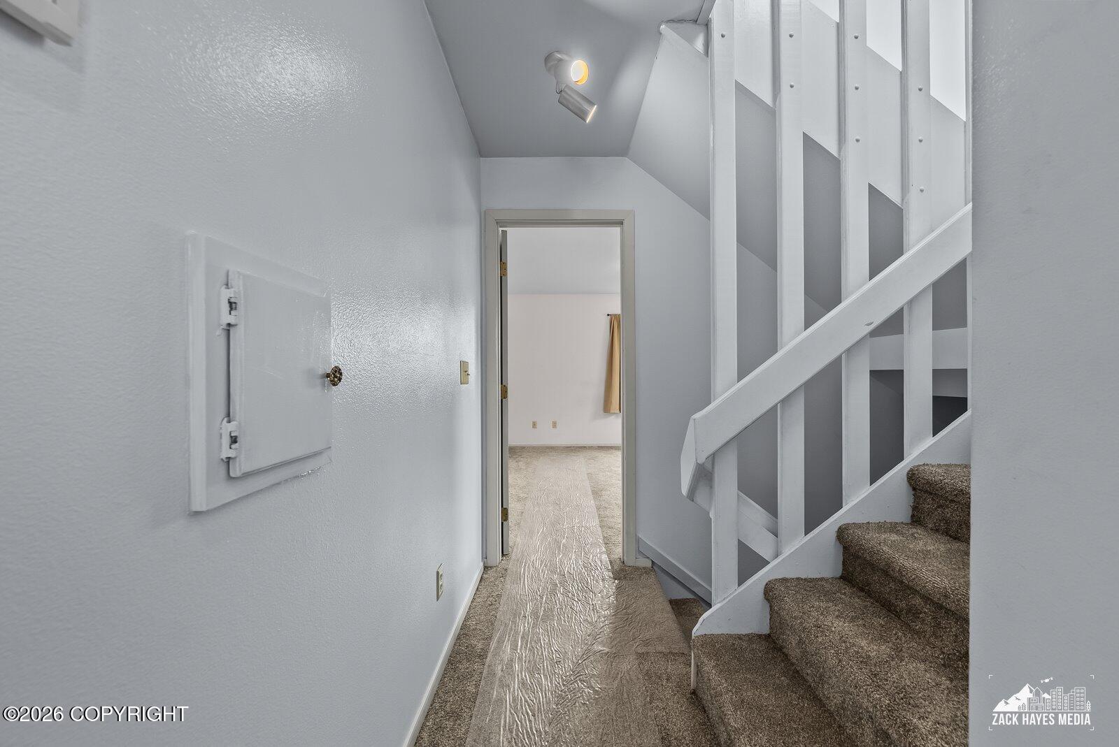 9201 Sea Parrot Circle Property Photo 17