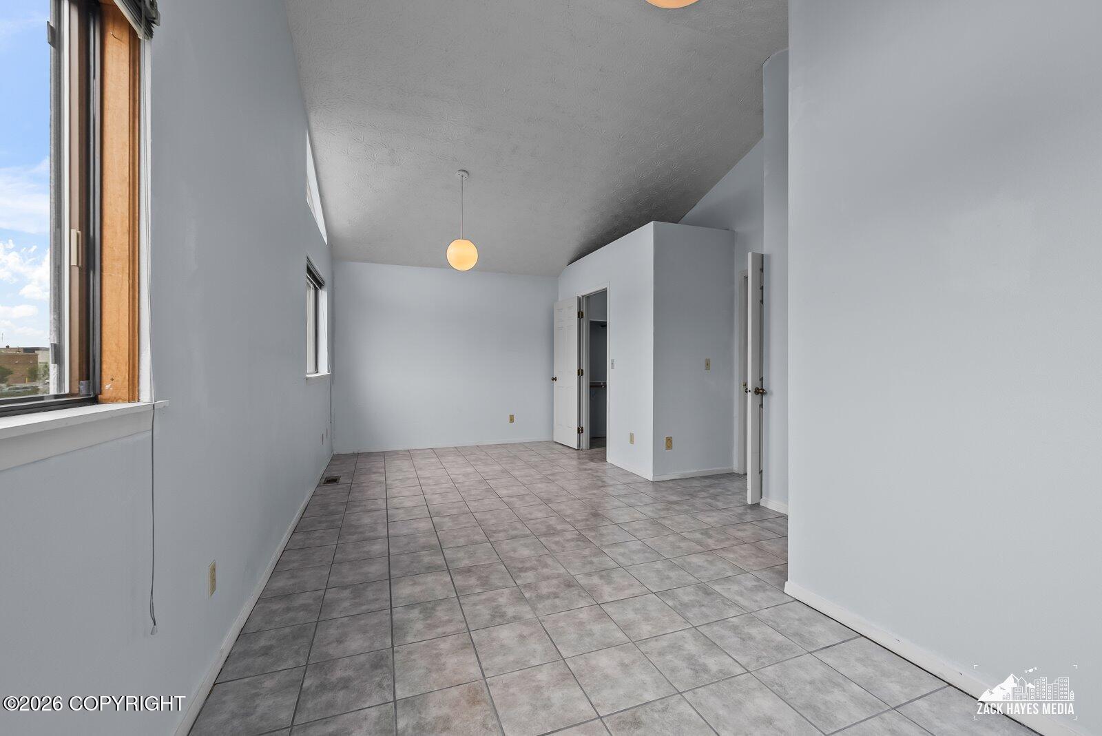 9201 Sea Parrot Circle Property Photo 26
