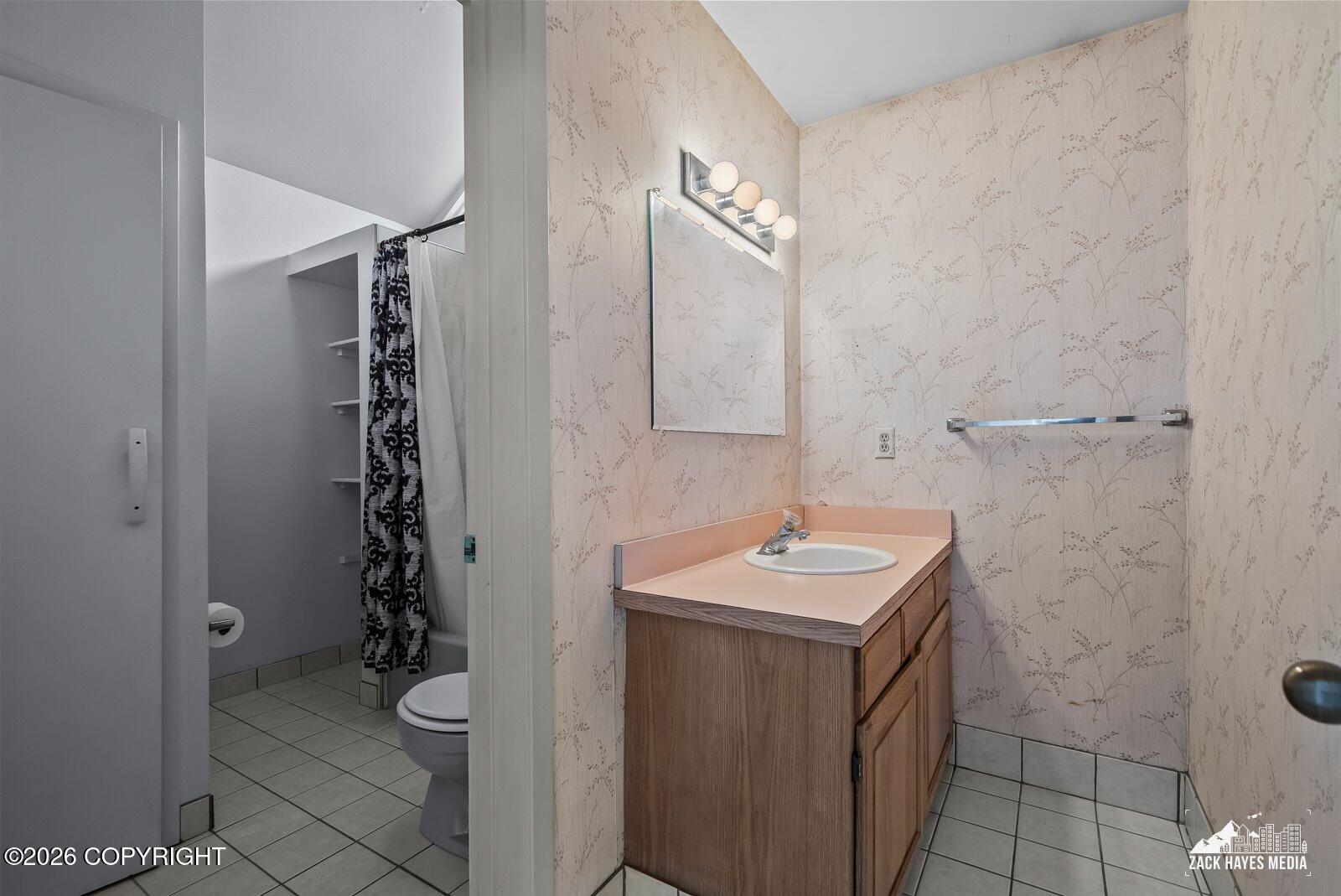 9201 Sea Parrot Circle Property Photo 29