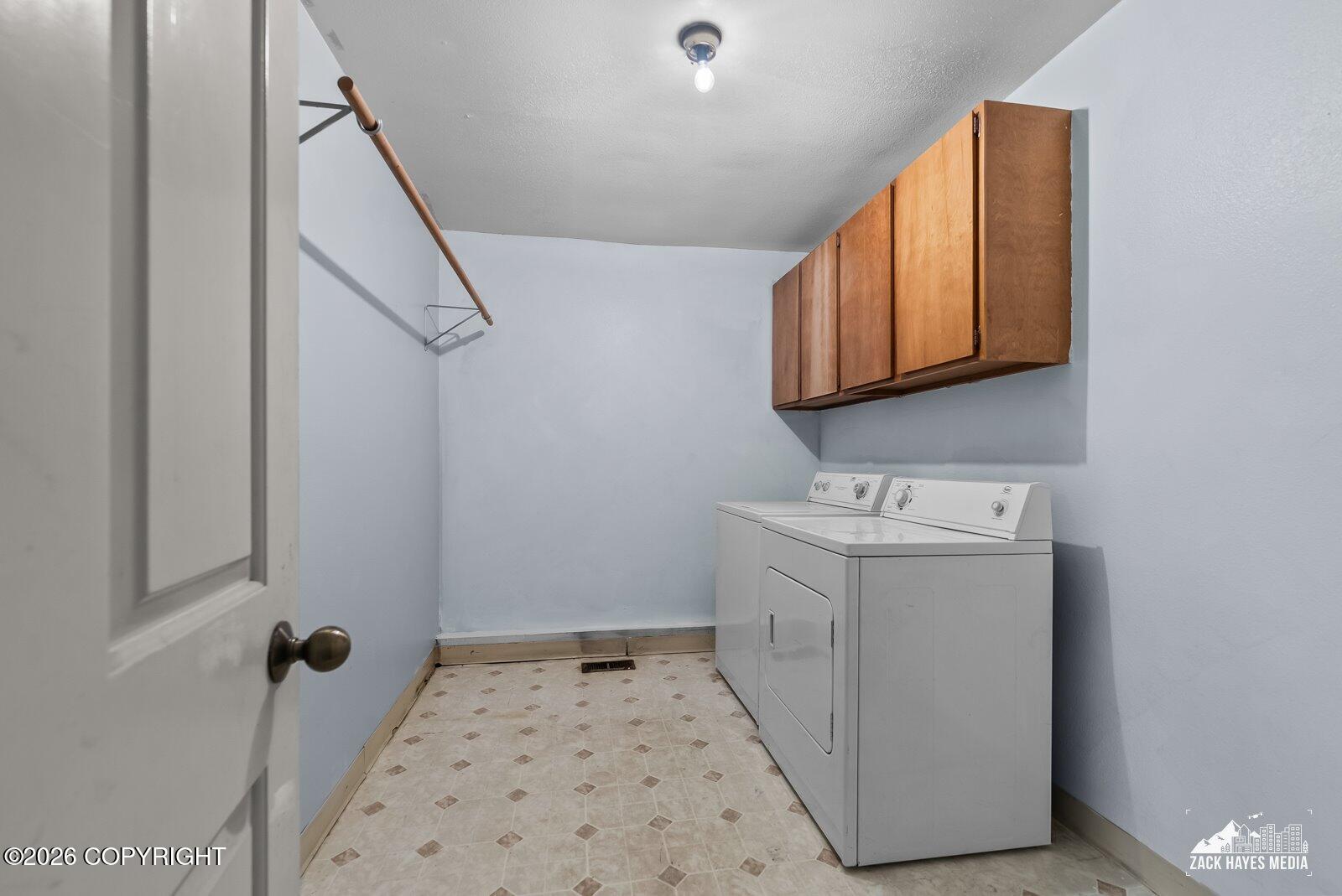 9201 Sea Parrot Circle Property Photo 35