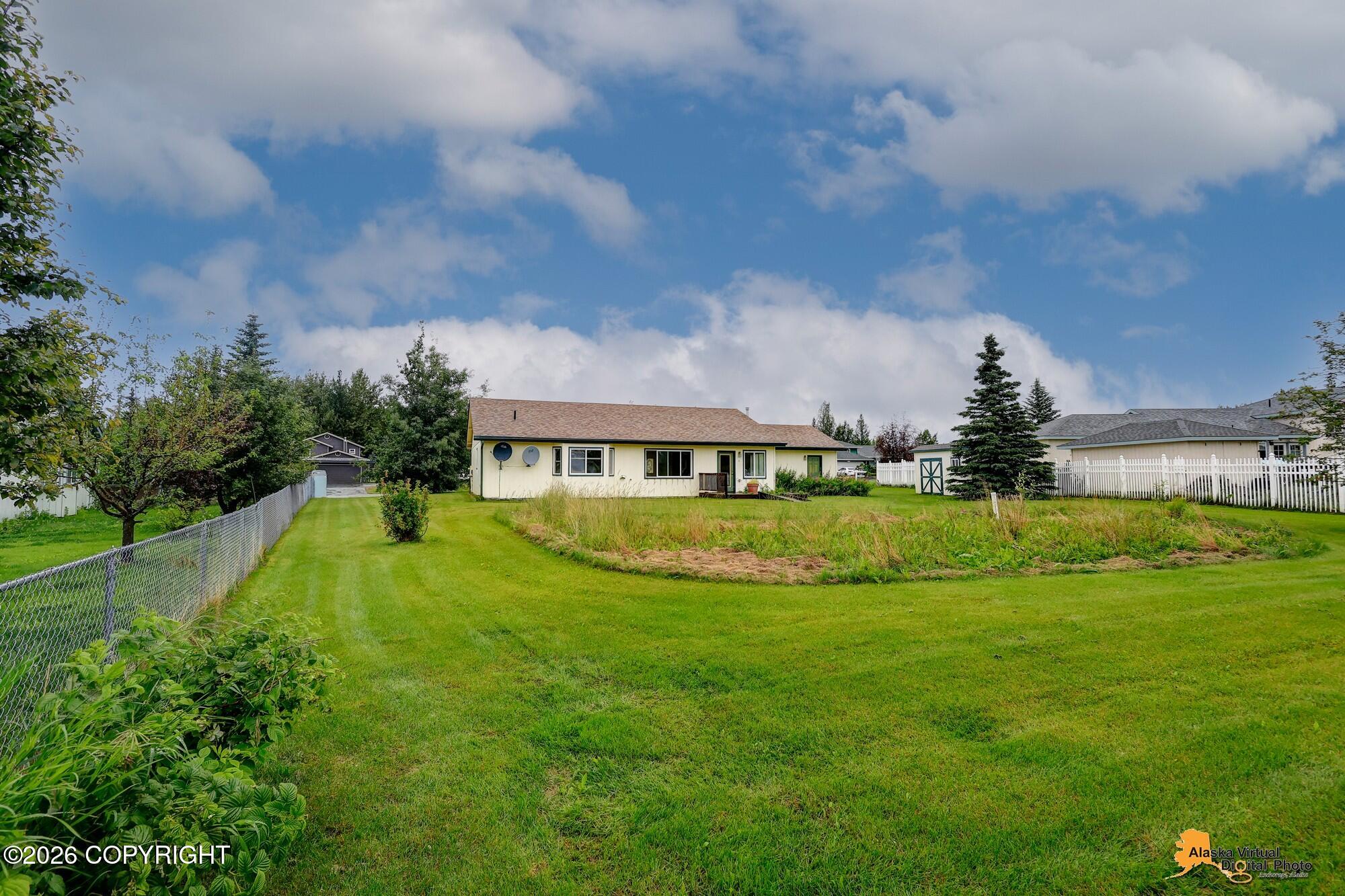 11604 E Annie Lane Property Photo 24