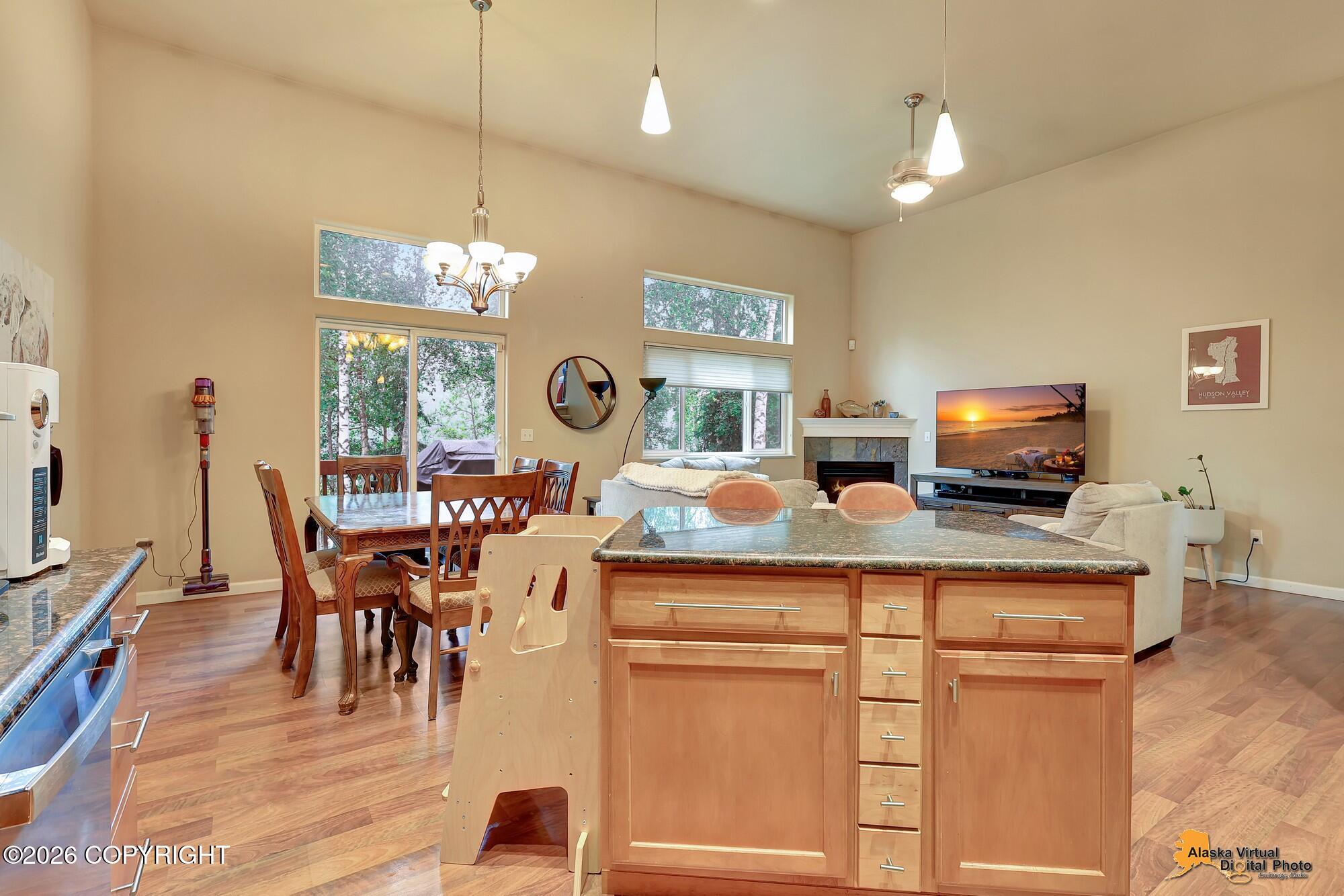20560 Icefall Drive Property Photo 10