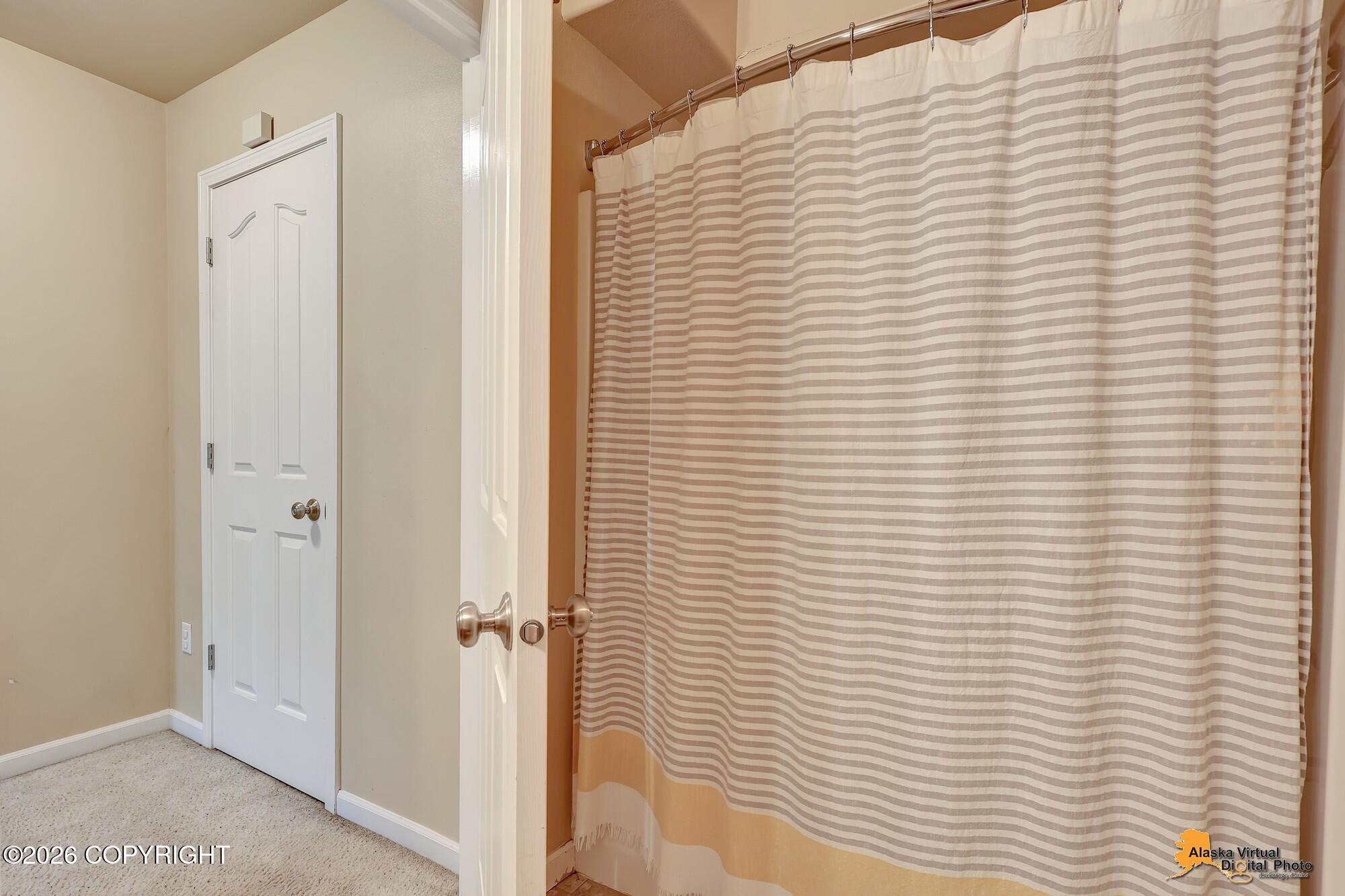 20560 Icefall Drive Property Photo 31