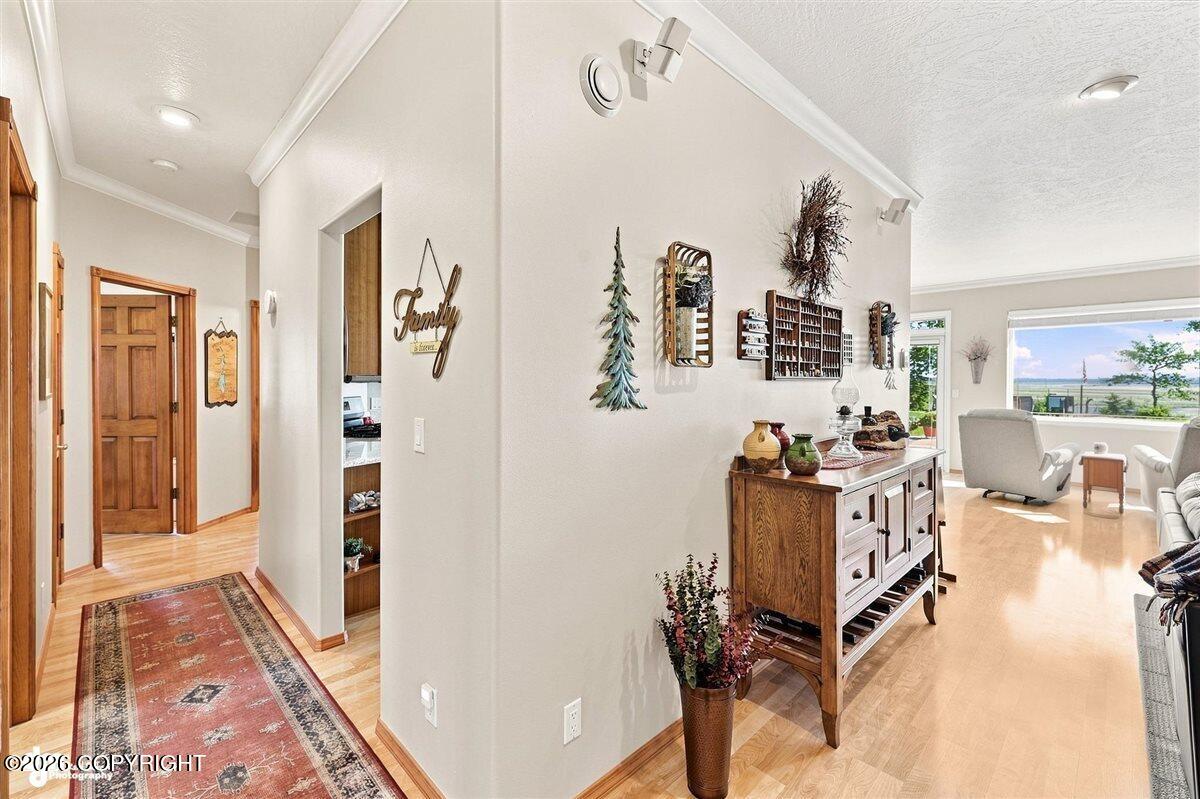 2565 Watergate Way Property Photo 15