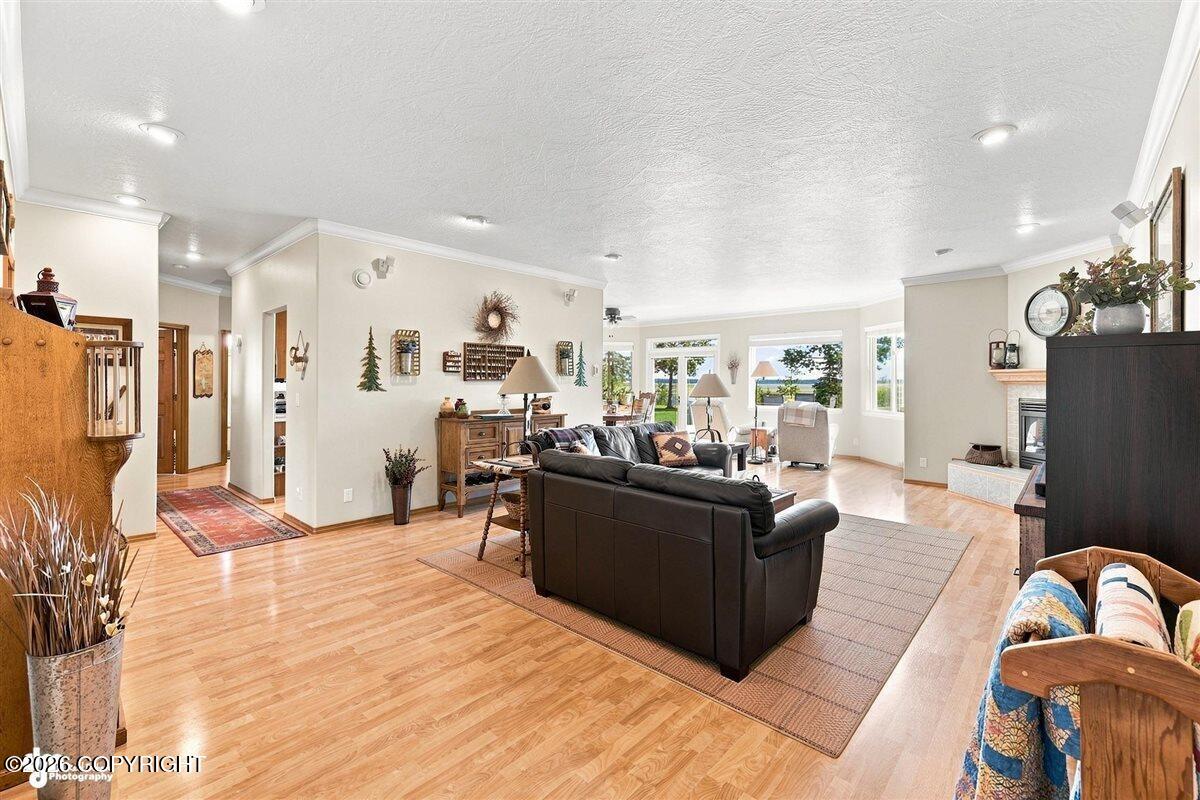 2565 Watergate Way Property Photo 16