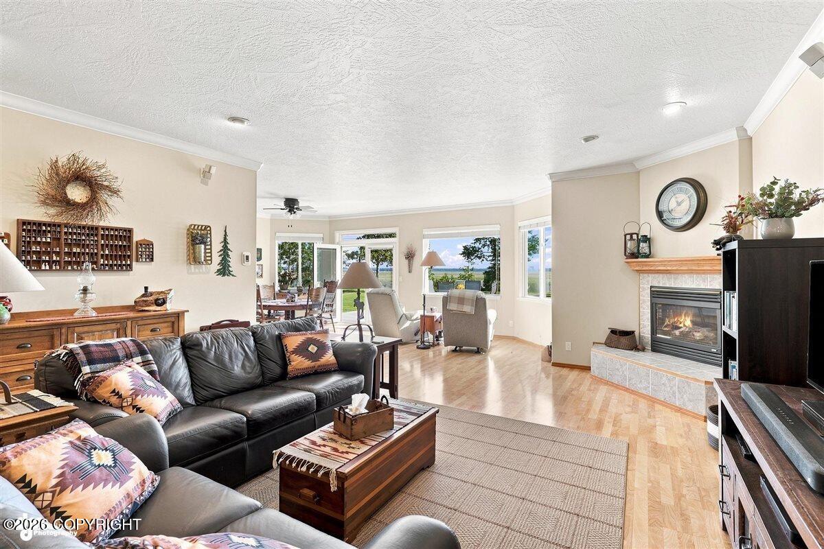 2565 Watergate Way Property Photo 17