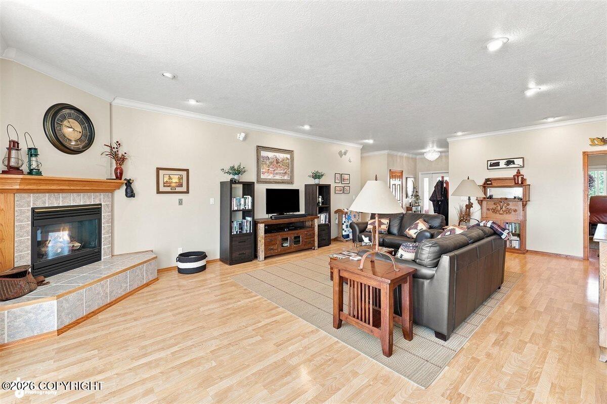 2565 Watergate Way Property Photo 20