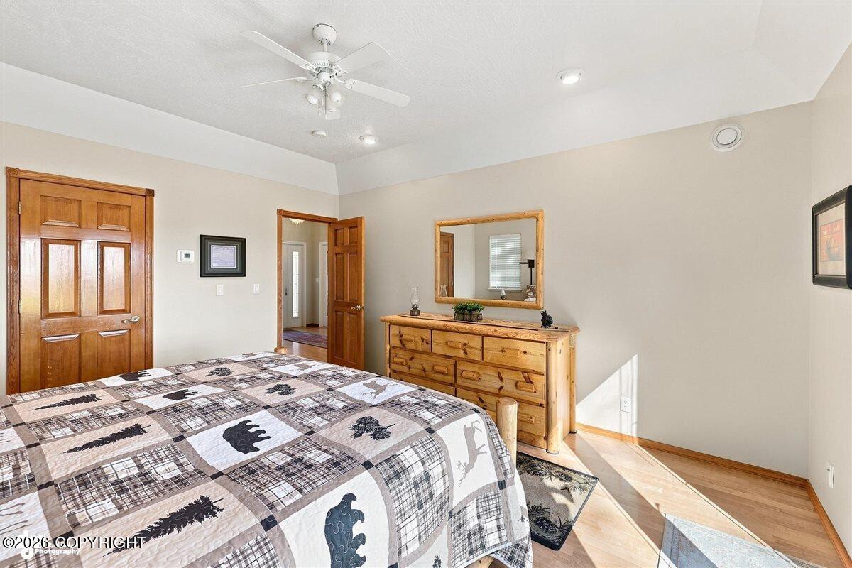 2565 Watergate Way Property Photo 36