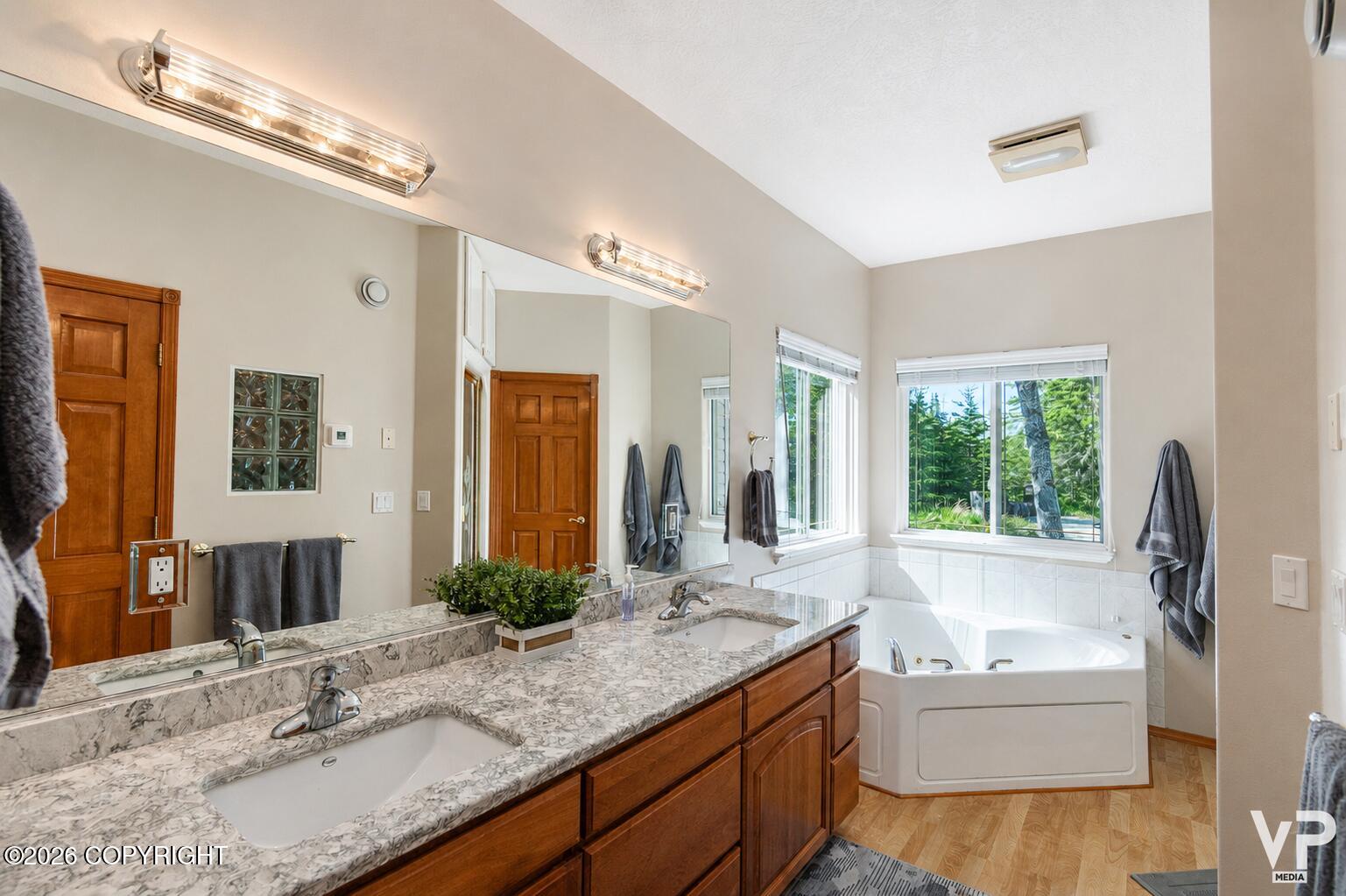 2565 Watergate Way Property Photo 37