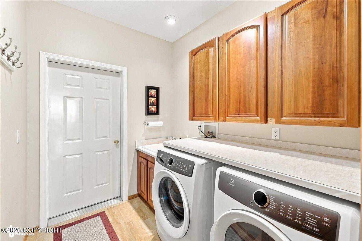 2565 Watergate Way Property Photo 47