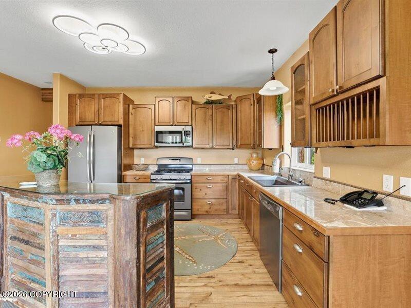 1530/1508 Candlelight Court Property Photo 16