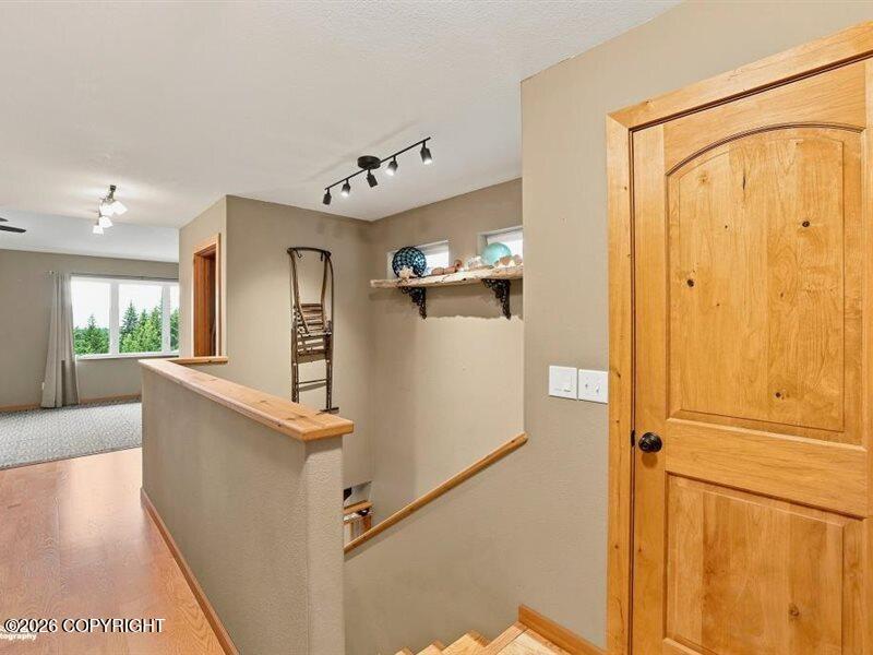 1530/1508 Candlelight Court Property Photo 33