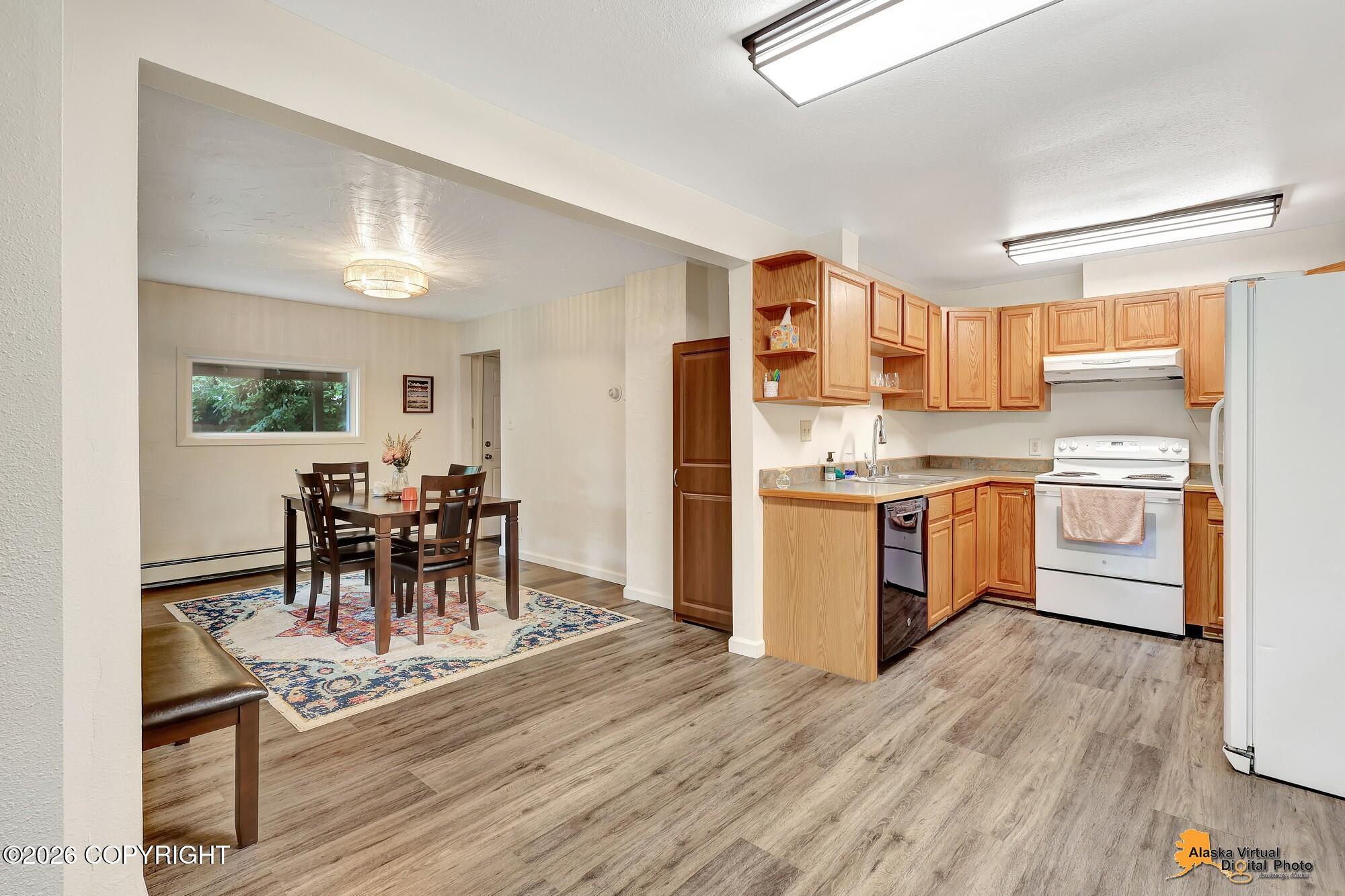 5514 Cope Street Property Photo 10