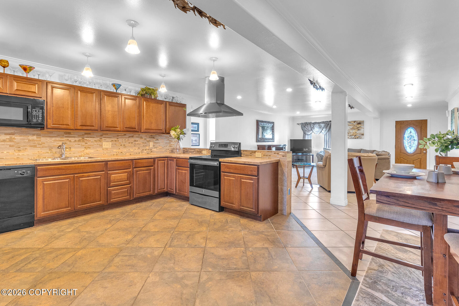 8308 Aspen Avenue Property Photo 10