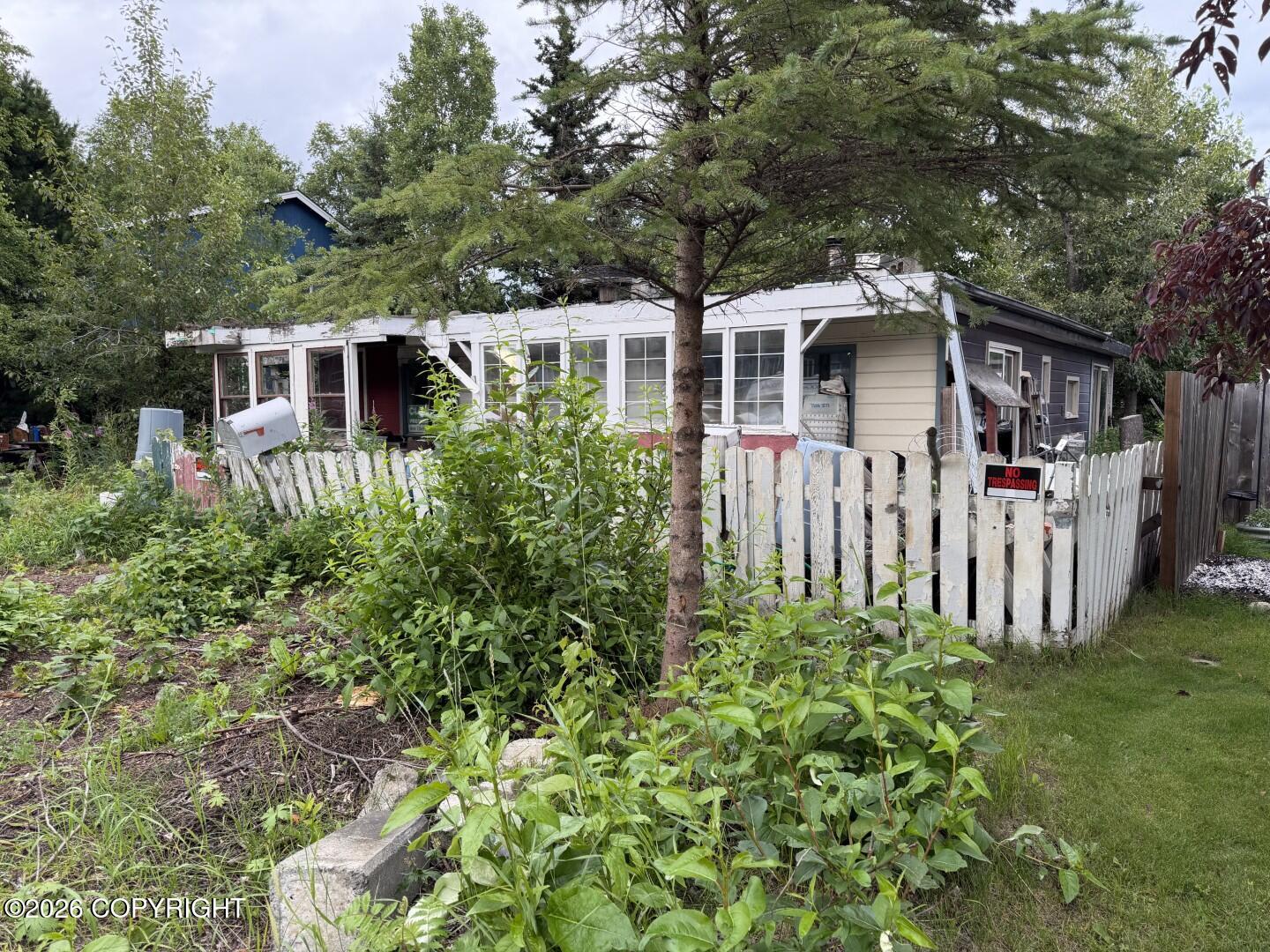 4003 Lois Drive