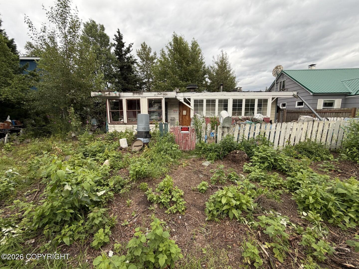 4003 Lois Drive Property Photo 2