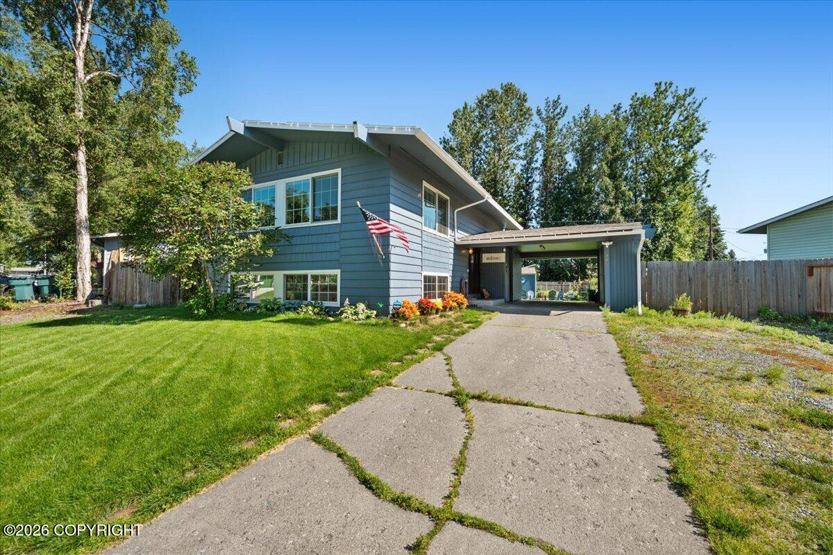 4801 Canterbury Way Property Photo 3