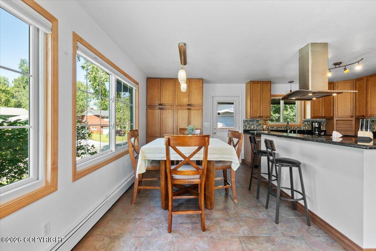 4801 Canterbury Way Property Photo 12
