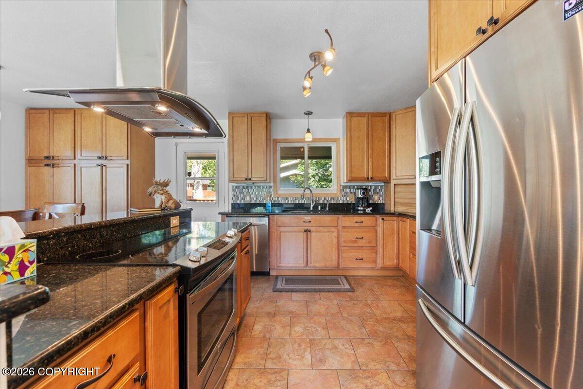 4801 Canterbury Way Property Photo 16