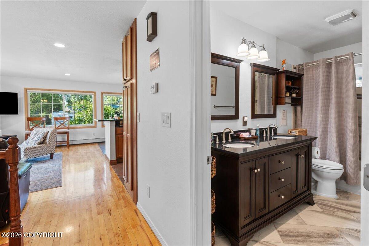 4801 Canterbury Way Property Photo 24